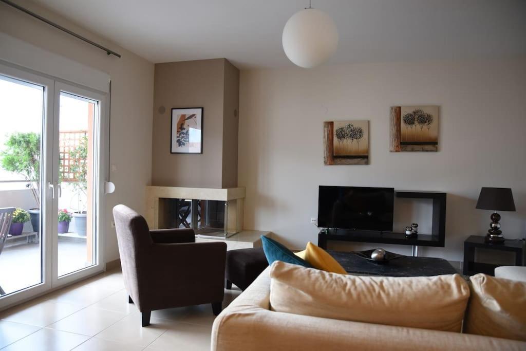Serenity And Comfort Apartment Ioannina Exterior photo